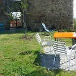 住宿加早餐酒店 Le Donjon De La Reine Margot 3*