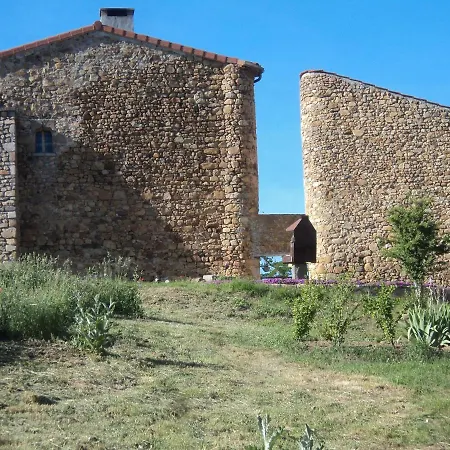 Bed & Breakfast Le Donjon De La Reine Margot *