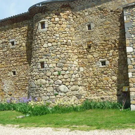 Le Donjon De La Reine Margot Beaumont (Haute-Loire)