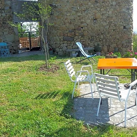 Le Donjon De La Reine Margot Bed and breakfast 3*