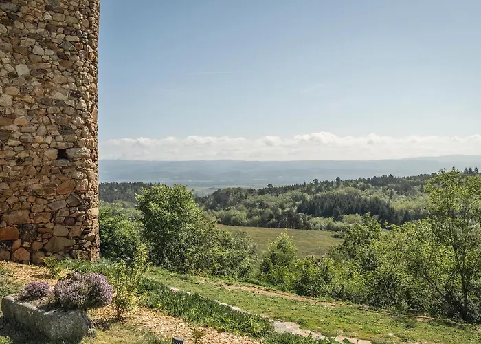 Le Donjon De La Reine Margot 3* Beaumont (Haute-Loire)